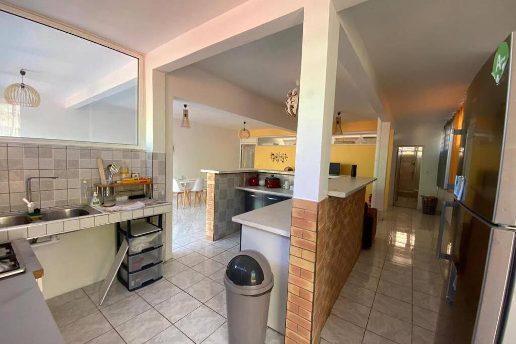 Charmant Appartement Avec Piscine Le Robert Εξωτερικό φωτογραφία